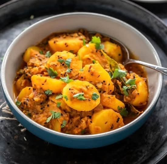 Achari Aloo (Warm Pickled Potatoes).