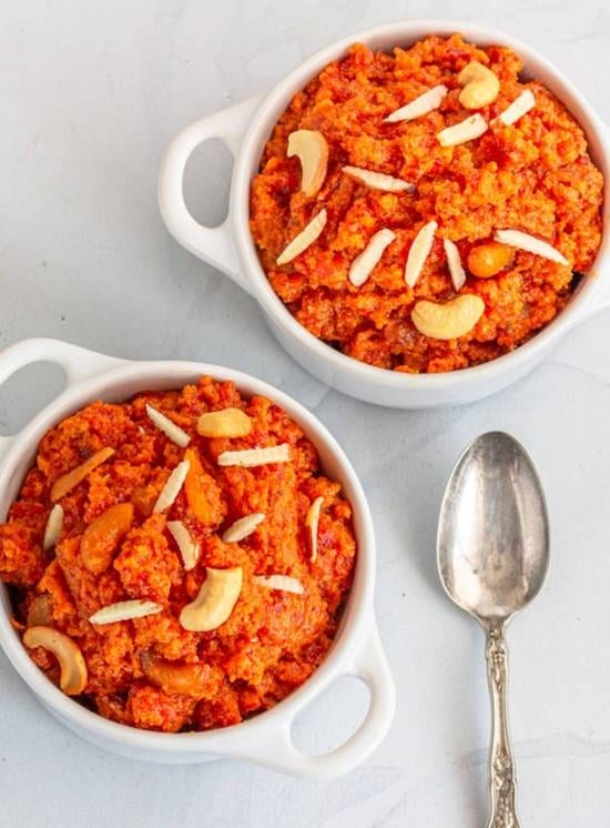 Gajar Ka Halwa (Carrot Halwa).